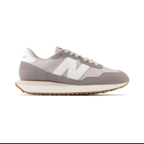 New Balance Shoes - New Balance Women's 327 Lightweight Running Shoe Marble Head/Rain Cloud/Sea Salt